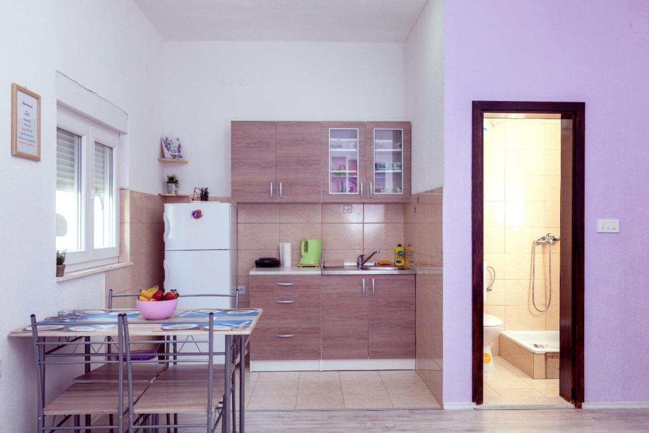 Cozy Apartment Close To Dubrovnik เนอุม ภายนอก รูปภาพ