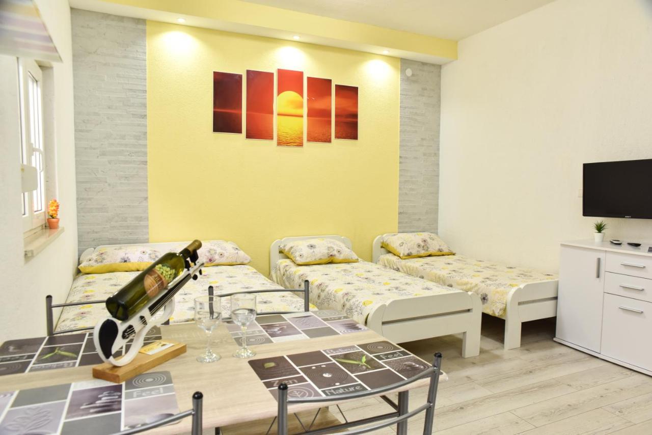 Cozy Apartment Close To Dubrovnik เนอุม ภายนอก รูปภาพ