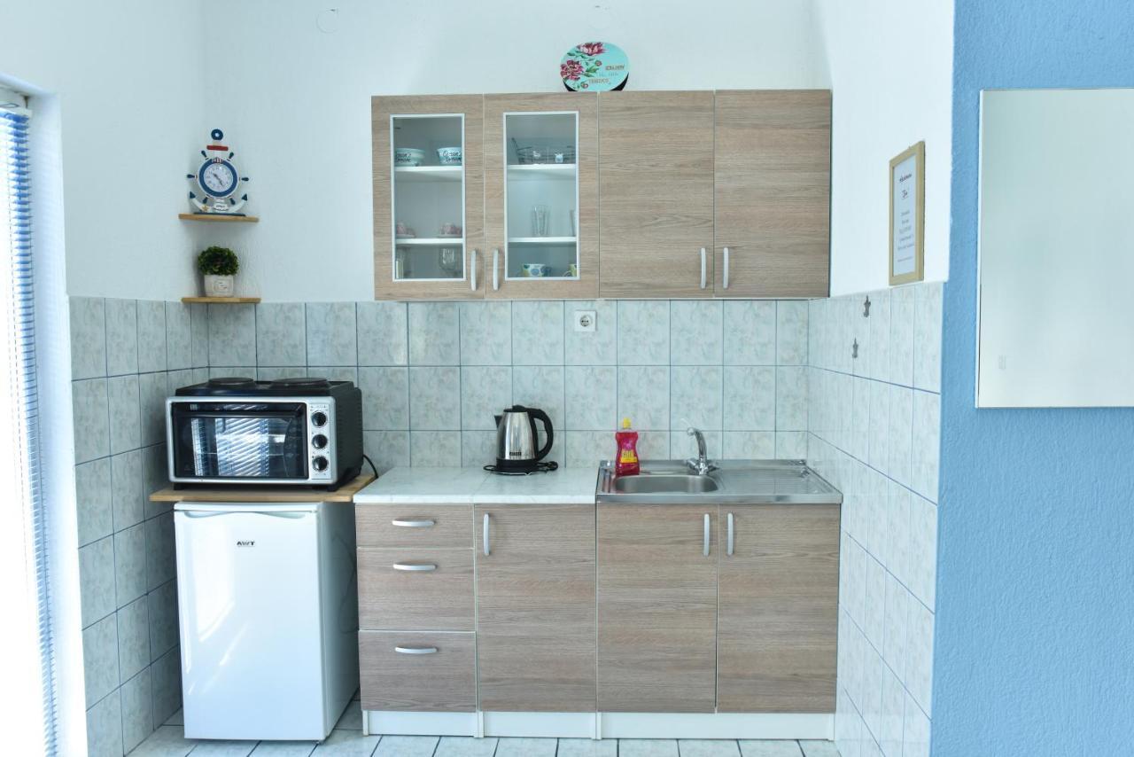 Cozy Apartment Close To Dubrovnik เนอุม ภายนอก รูปภาพ