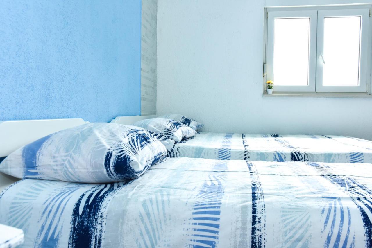 Cozy Apartment Close To Dubrovnik เนอุม ภายนอก รูปภาพ
