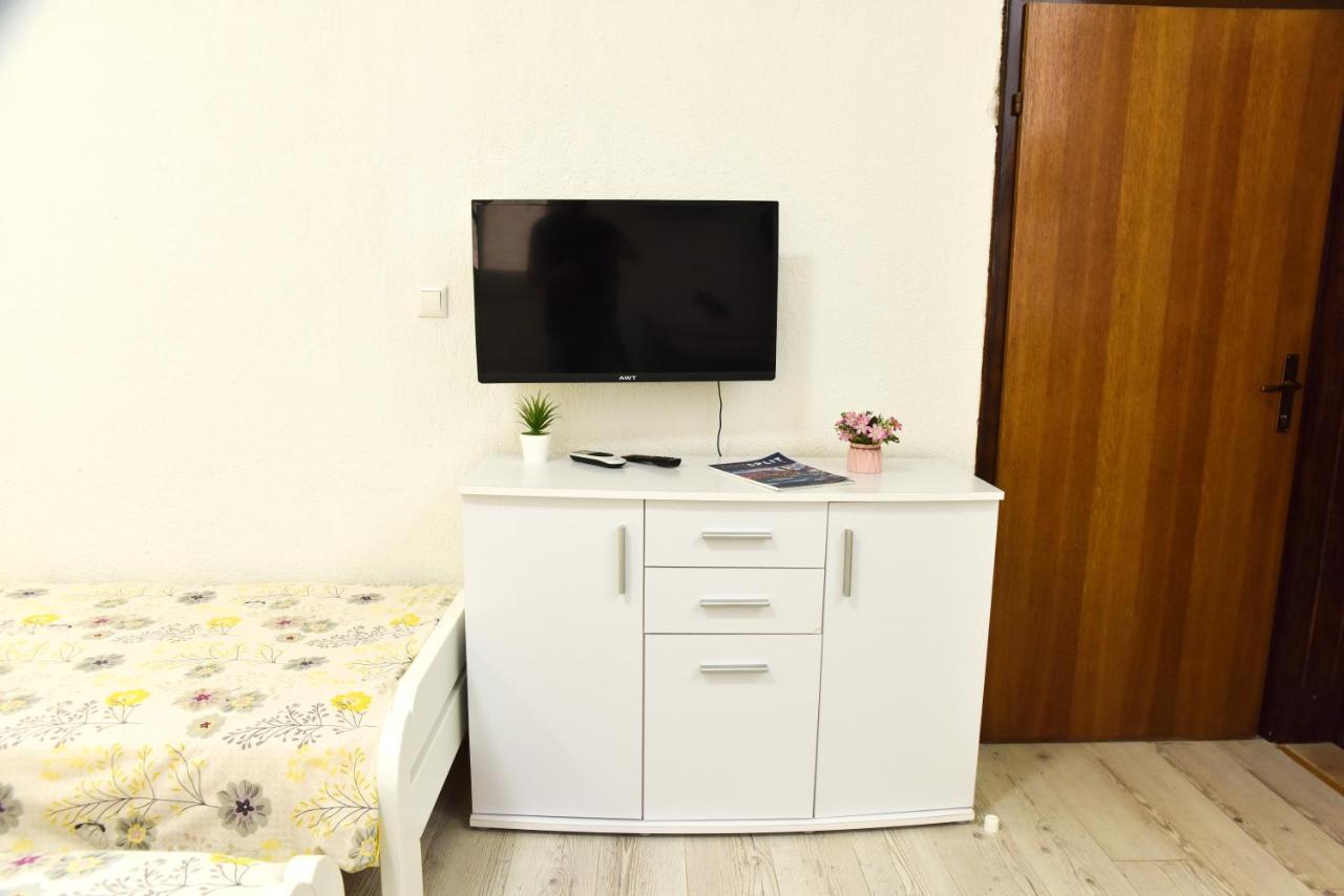Cozy Apartment Close To Dubrovnik เนอุม ภายนอก รูปภาพ