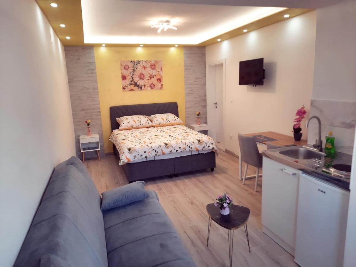 Cozy Apartment Close To Dubrovnik เนอุม ภายนอก รูปภาพ
