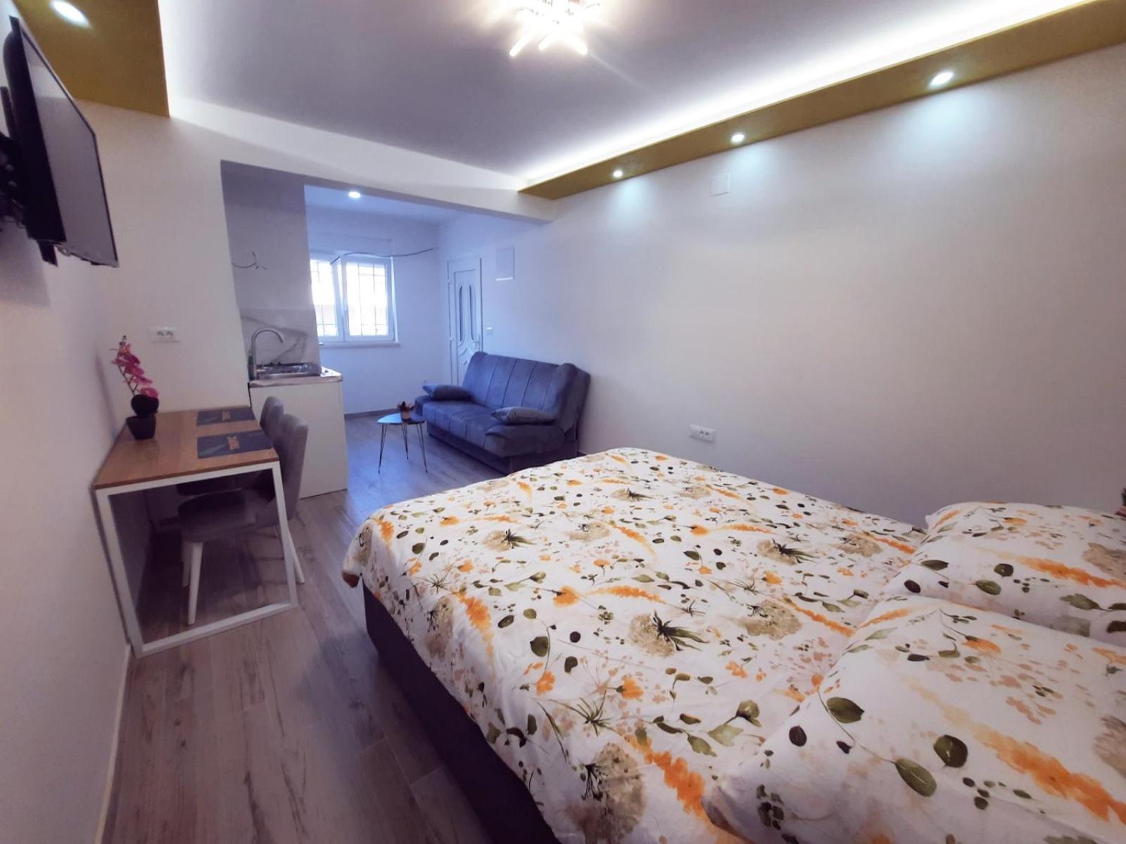 Cozy Apartment Close To Dubrovnik เนอุม ภายนอก รูปภาพ