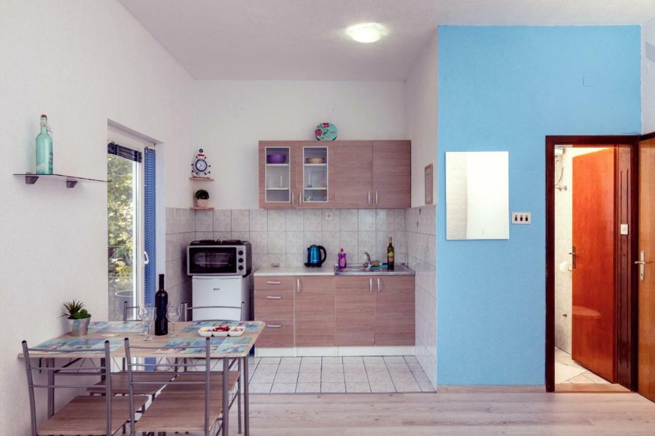 Cozy Apartment Close To Dubrovnik เนอุม ภายนอก รูปภาพ